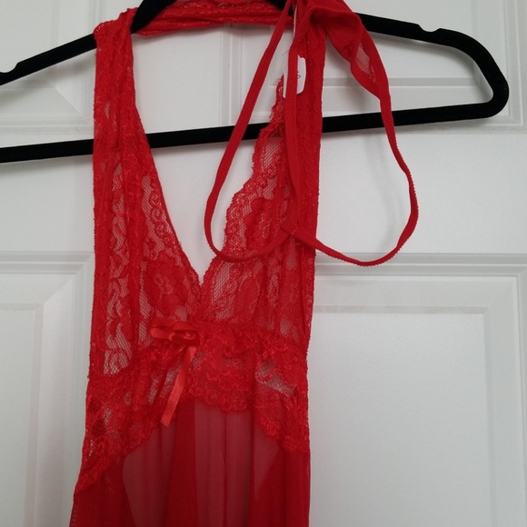 Lingerie - Picture 2 of 2